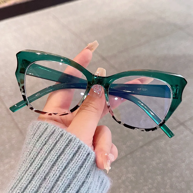 Cat Eye Reading Glasses for Women Fashionable Trendy Prescription Eyewear Anti Blue Light hyperopia Correction Eyeglass +1+1.5+2 - 4