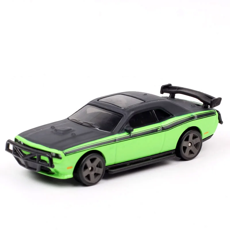 Sólo coche escala 1/55 Dodge Challenger SRT8 Jeep Wrangler Rubicon Stunt Stars Tej Diecasts y vehículos de juguete model