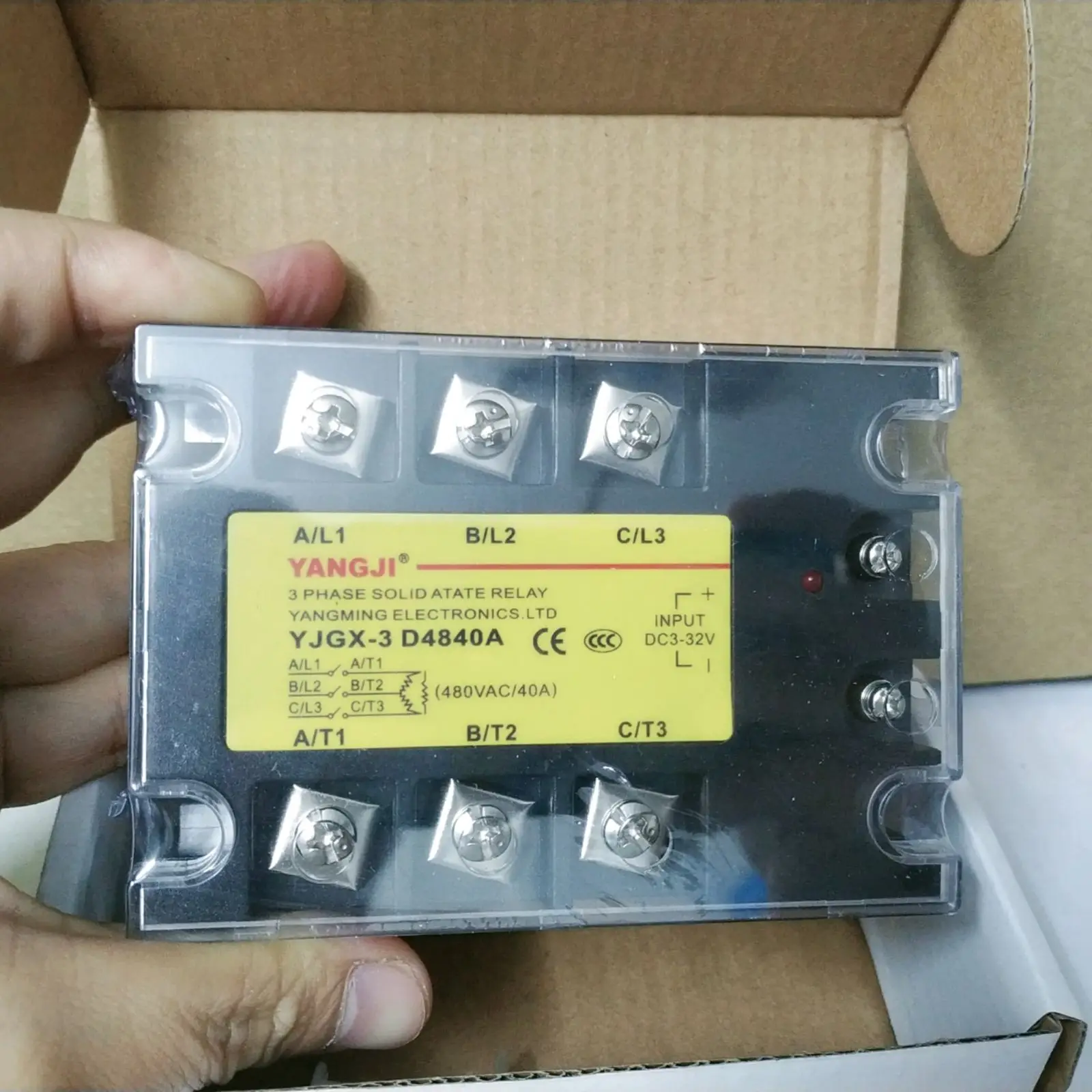 

Yang relay YANGJI three-phase AC solid state relay YJGX-3 D4840A (480V/40A)