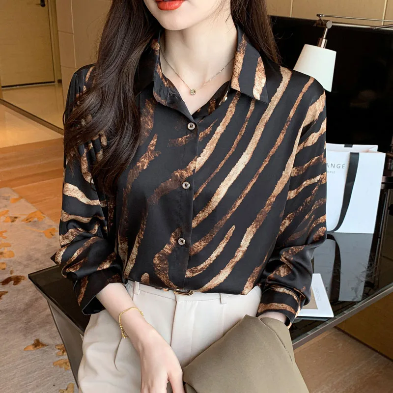 Women Clothing Striped Vintage Shirts Spring Long Sleeve Loose Fashion Button Turn-down Collar Blouses Elegant Temperament Tops
