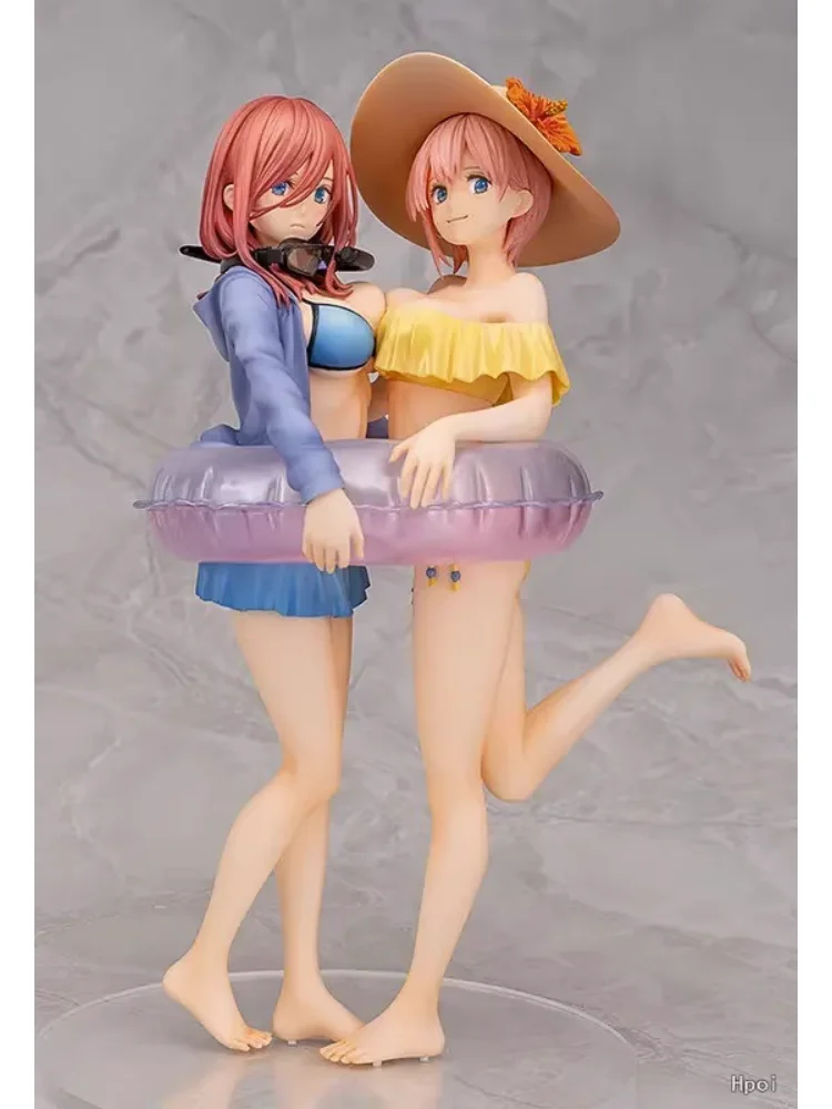 

Anime peripheral figure The Quintessential Quintuplets Nakano Ichika Nakano Miku Sexy swimsuit classic hand do height about 24cm