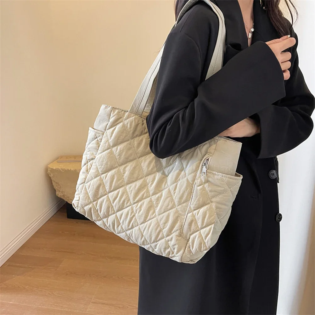 TAVIMART  -  Quilted Korean Casual Shoulder Bags Zipper Commuter Large Capacity Tote Bags Plaid Bows Classic Handbags Trendy Bags For Women