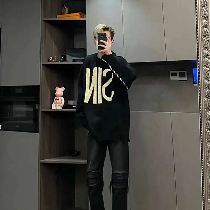 

Man Clothes Torn Knitted Sweaters for Men Pullovers with Holes Black Letter Hippie Korean 2023 Autumn Designer Luxury Loose Fit