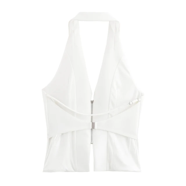 【新品】CLANE BACK OPEN HALTER NECK TOPS CLANE（クラネ）の「BACK OPEN HALTER NECK TOPS（Tシャツ