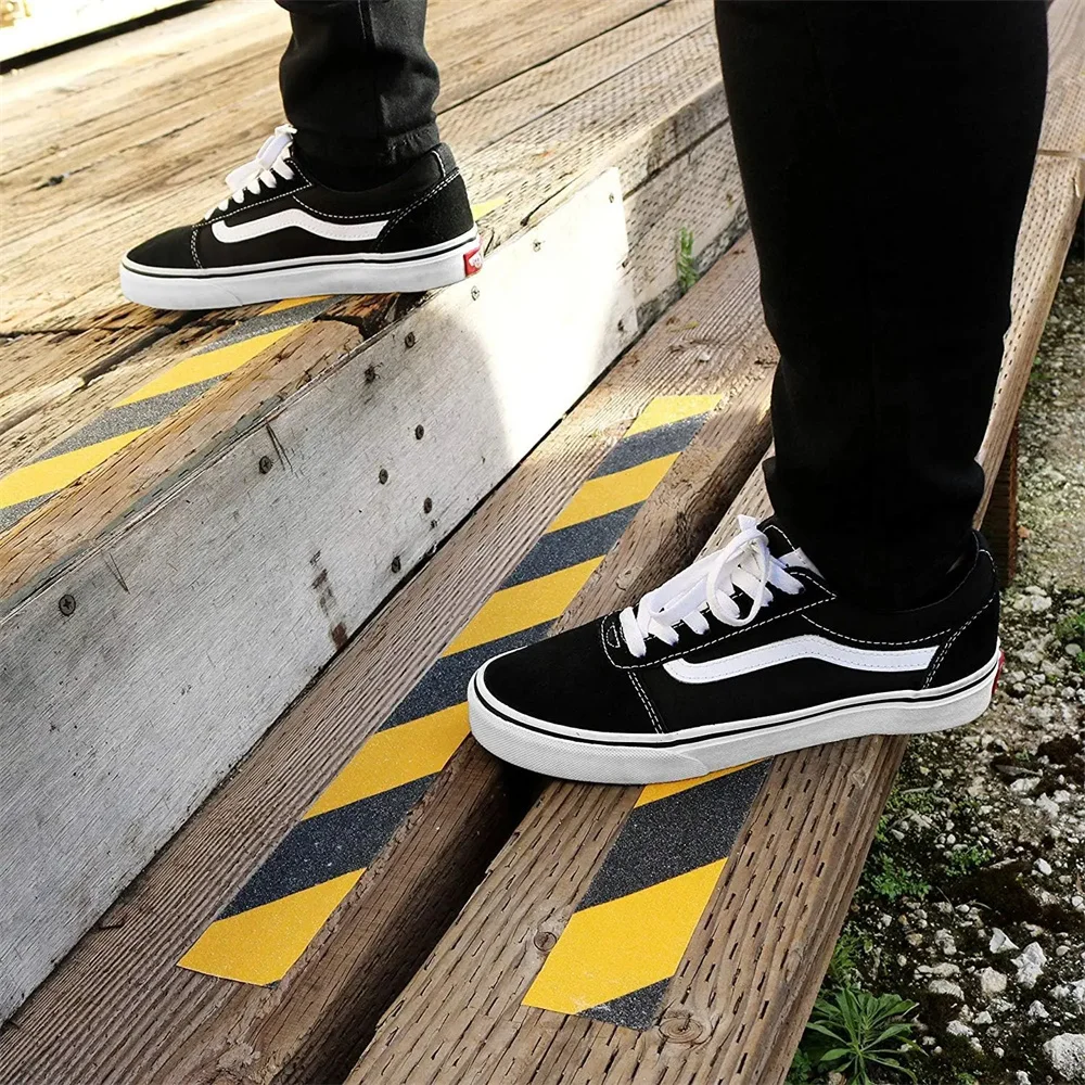 1 Roll Non-slip Tape for Stairs, FloorsAnti-slip Tape Street, Anti-Slip Stickers For Seniors,Durable Adhesive Safety Protector