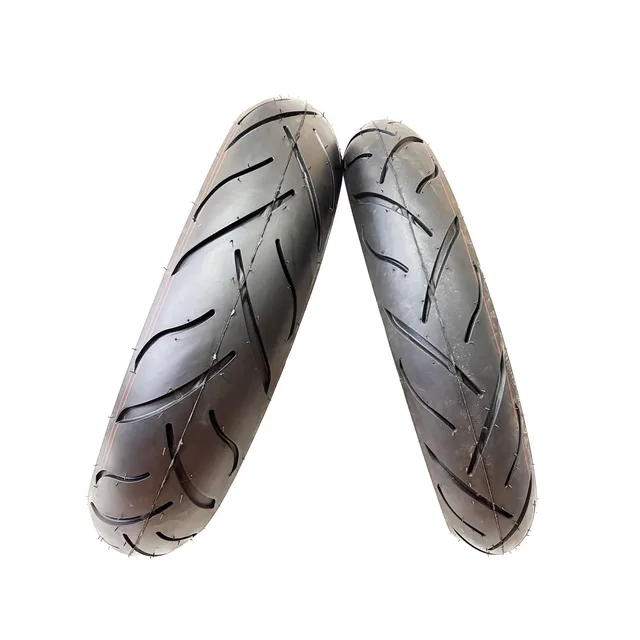 Moto électrique Ultra Bee modifiée avec un jeu de roues Supermoto de 17 pouces, roue avant 110/70R17, roue arrière 140/70R17. 1