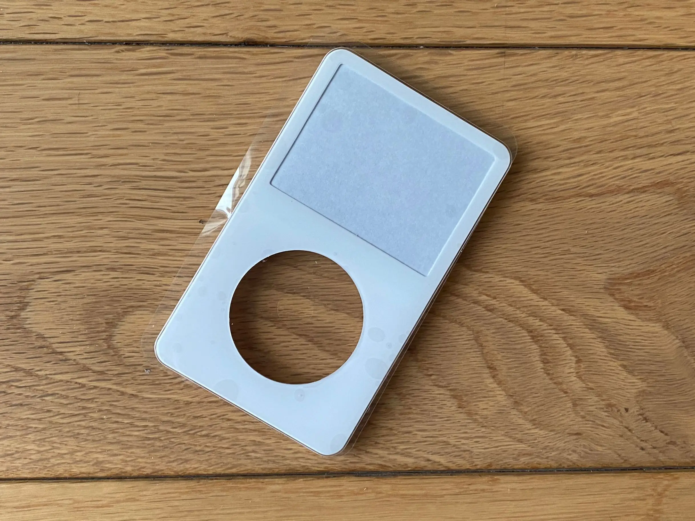 iPod Classic 第5世代/第5.5世代用 フロントケース フロントパネル