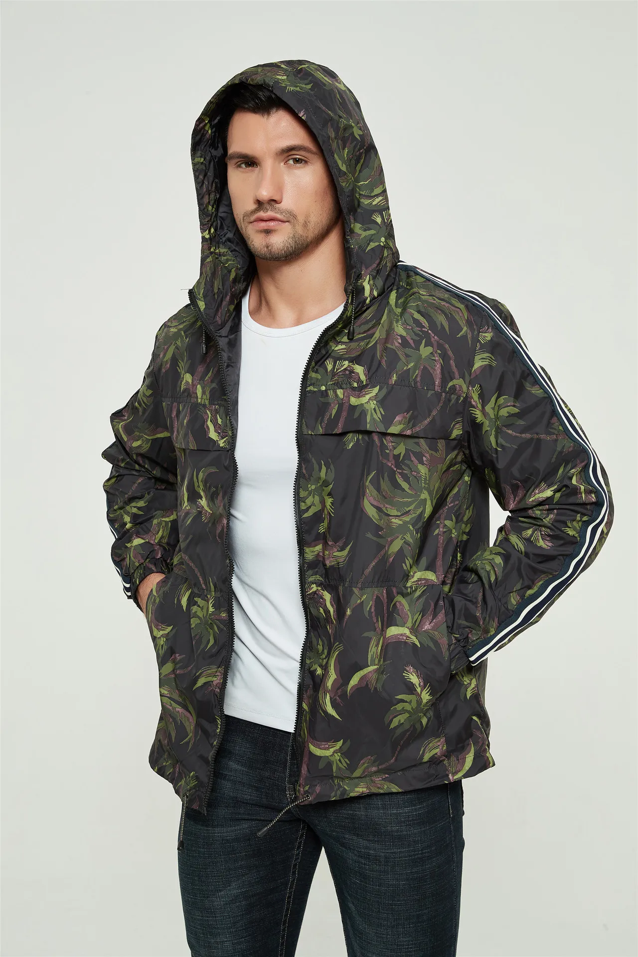 2022 Fashion New Men's Thin Coat Fashion Slim Jacket Young Men Spring Outdoor Camouflage Casual Jacket Casual Jacket black bomber jacket