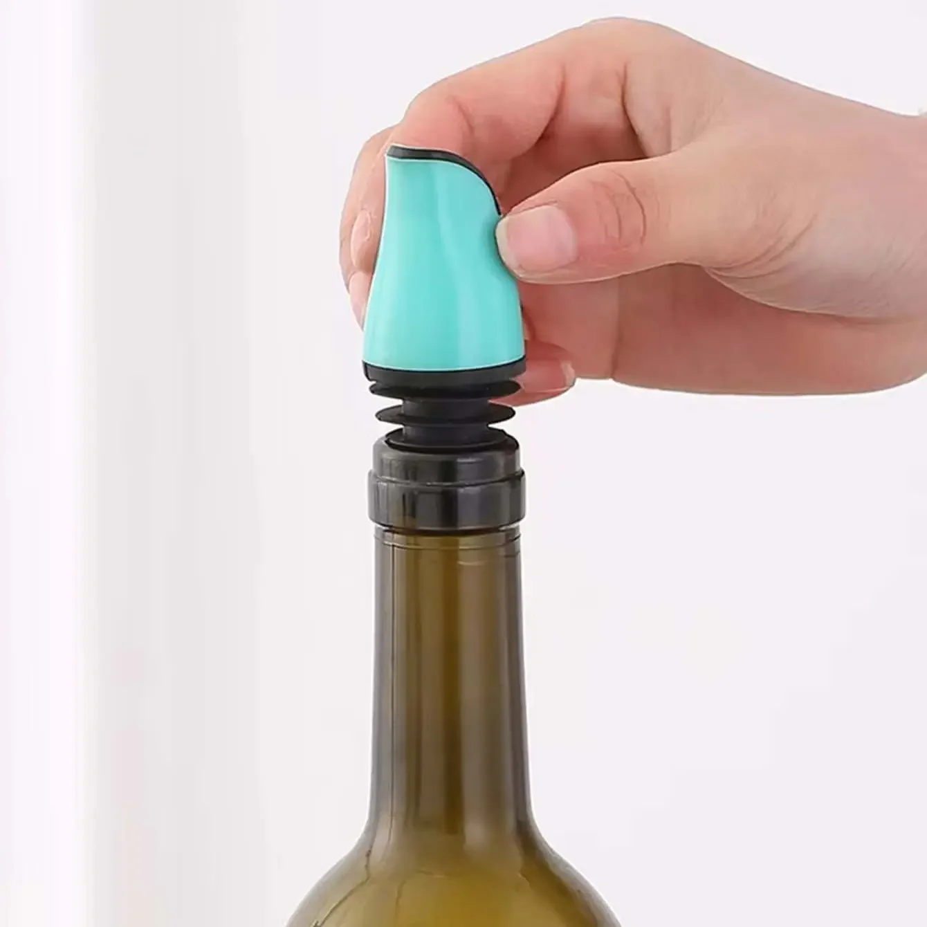 1pc-automatic opening and closing bottle cap, oil nozzle, oil bottle cap, soy sauce bottle head, oil nozzle, opening bottle mout