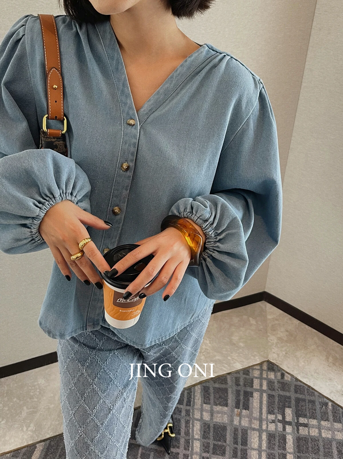 Denim Shirt Y2k Woman Clothing Fashion Blouse 2023 Top Cropped Lantern Long Sleeve Vintage Korean Style Oversized Elegant Youth