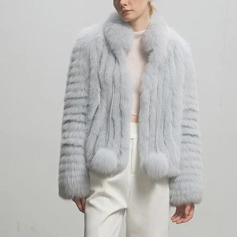 Real Fox Fur Coat Female Winter High-end Foreign Style Winter Young Coat 2023 Hairball Design Fluffy Short Jacket High Street