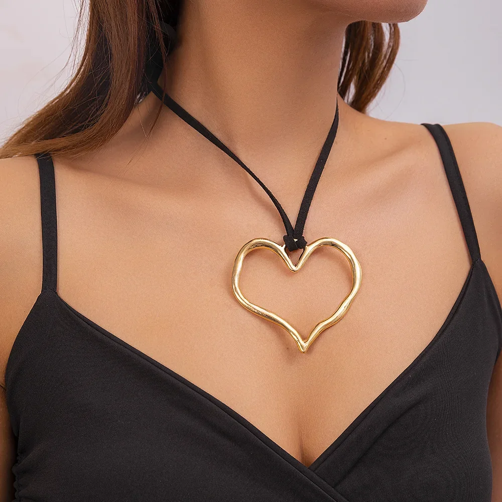DiyJewelryGothBlackVelvetBigHeartPendantChokerNecklacefor