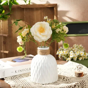 Scandi Ripple Vase 1