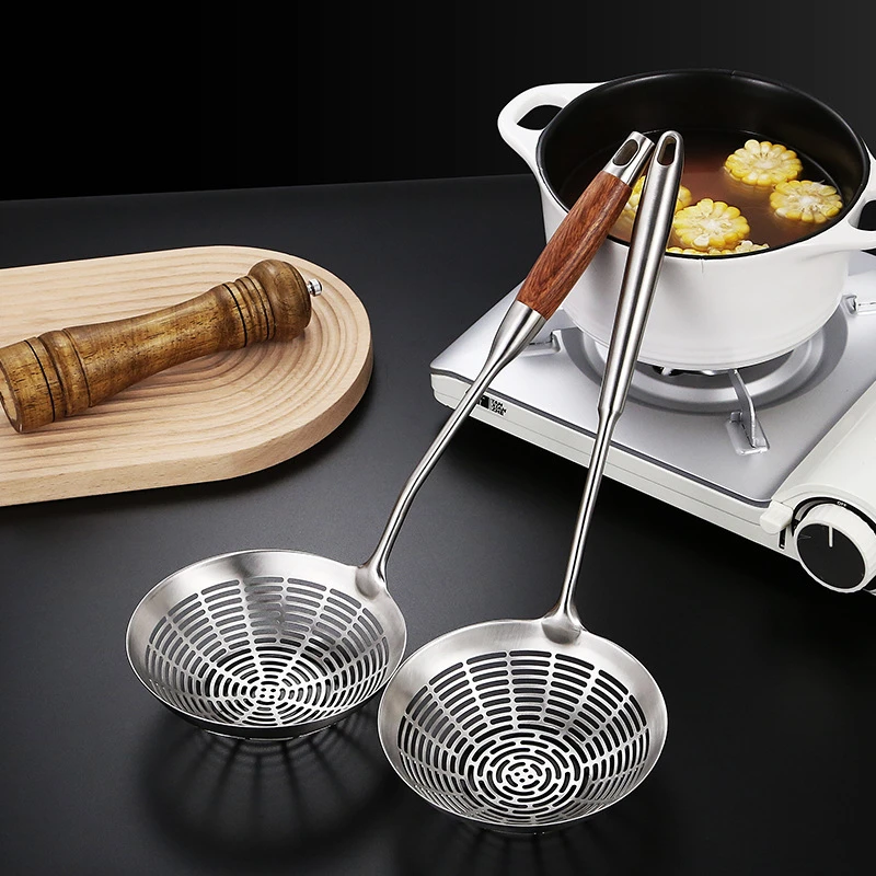 304 Stainless Steel Kitchen Large Colander Wooden Handle Noodles Ladle Strainer Spoon Food Skimmer Filter Cooking Kitchenware