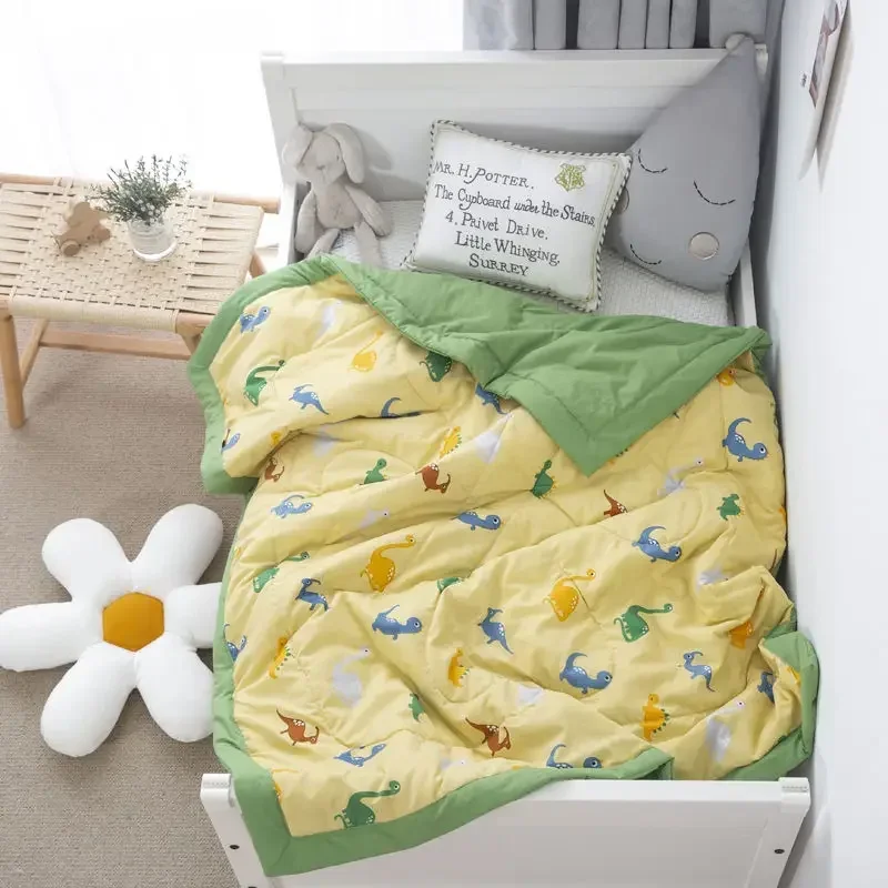 High-quality children's cotton summer cooling quilt pure cotton air conditioning quilt kindergarten thin quilt.