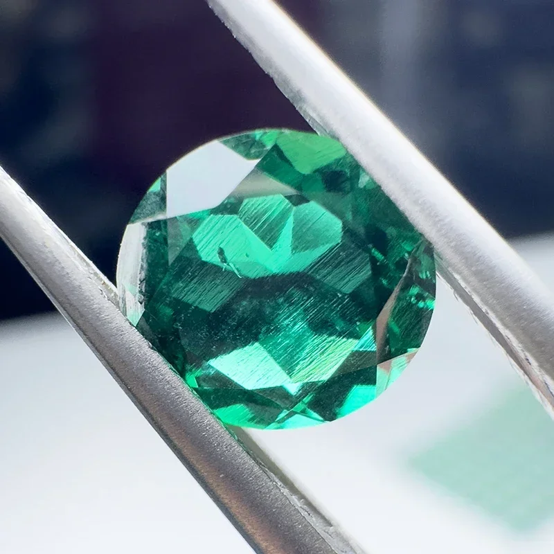Lab Grown Zambian Emeralds Round Shape Hydrothermal Hand Cutting With Cracks Inclusions Inside Selectable AGL Certificate