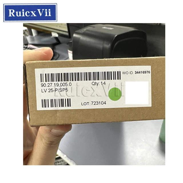 lv 25 p voltage sensor