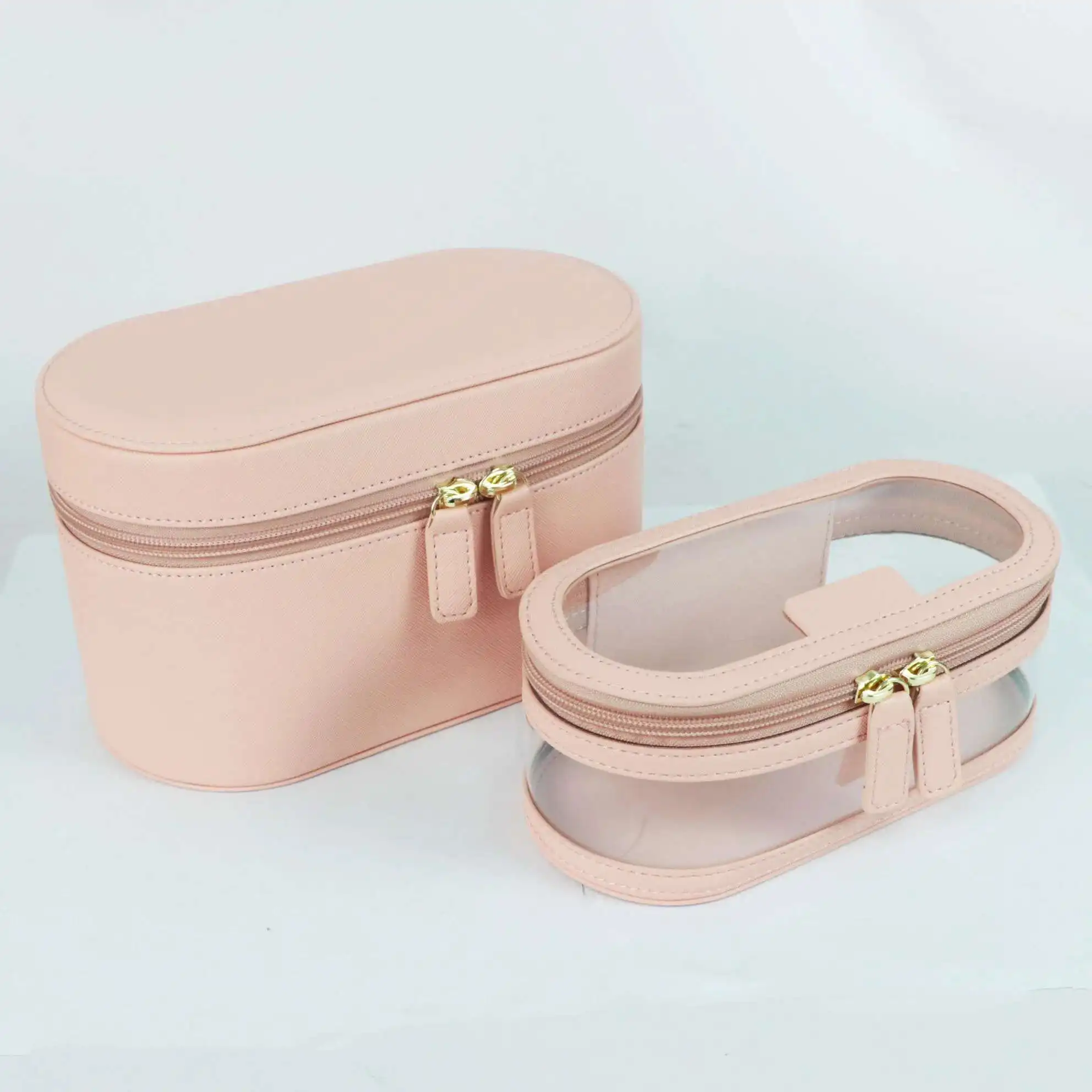 Makeup & Toiletry Bags