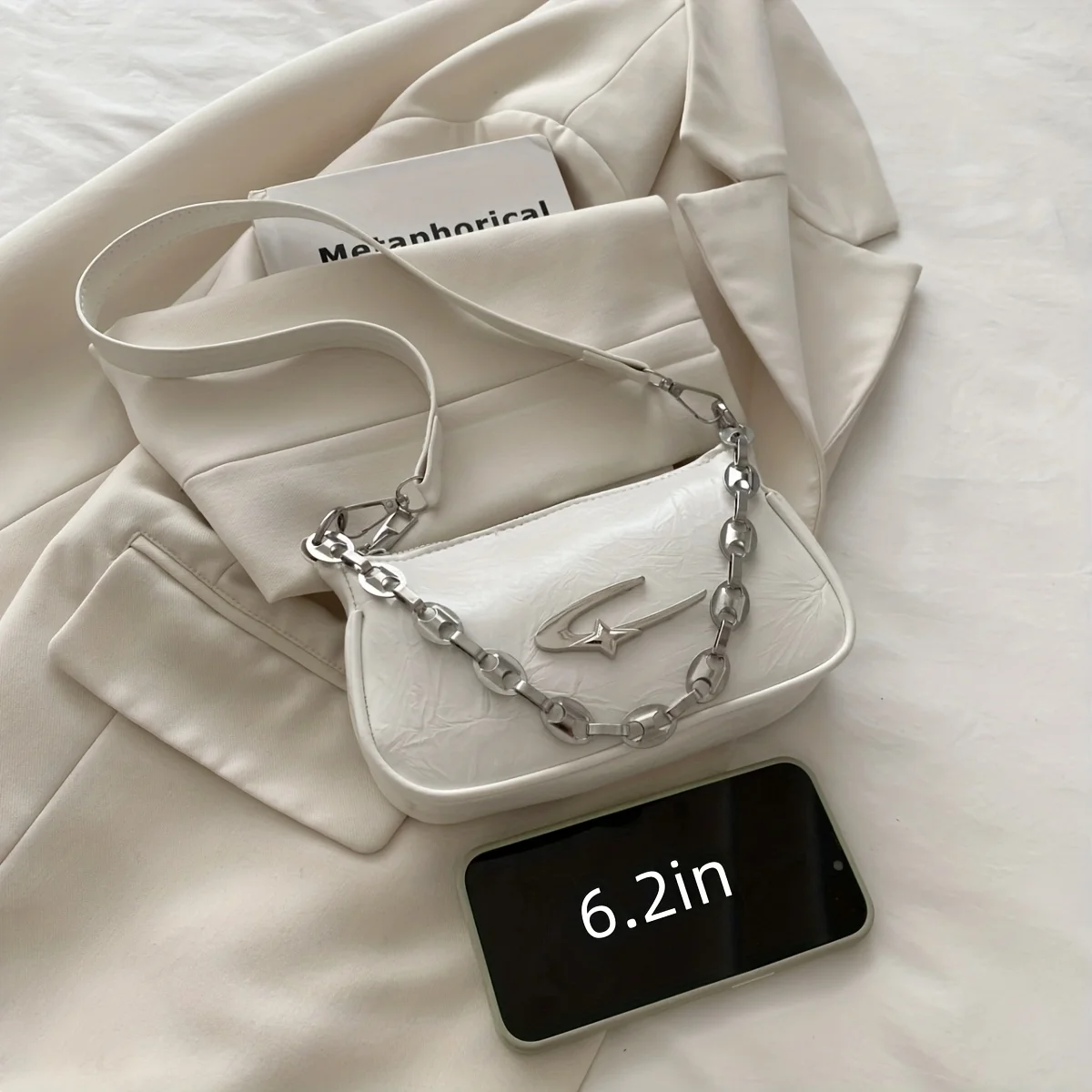 Elegant Women's White Ruched Chain Crossbody Bag - Stylish and Versatile