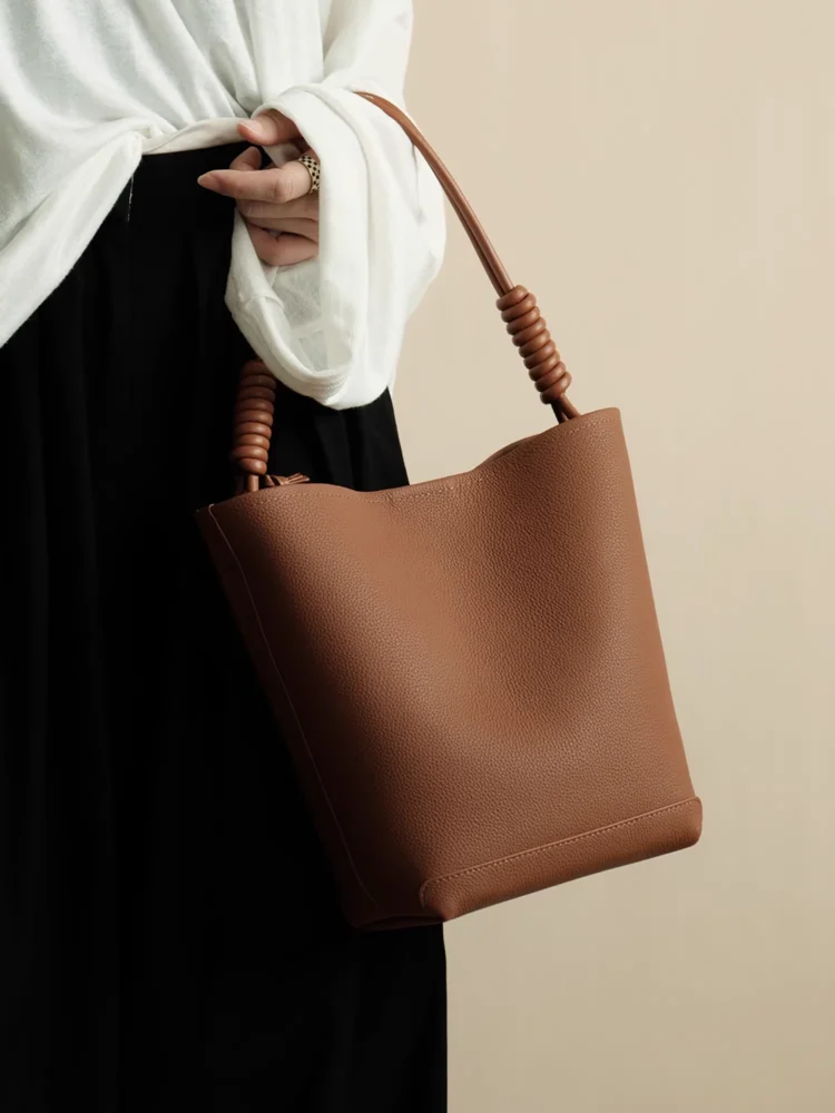 

Коричневая модная простая женская сумка-мешок из натуральной кожи сумка из натуральной воловьей кожи женская большая сумка через плечо для подмышек