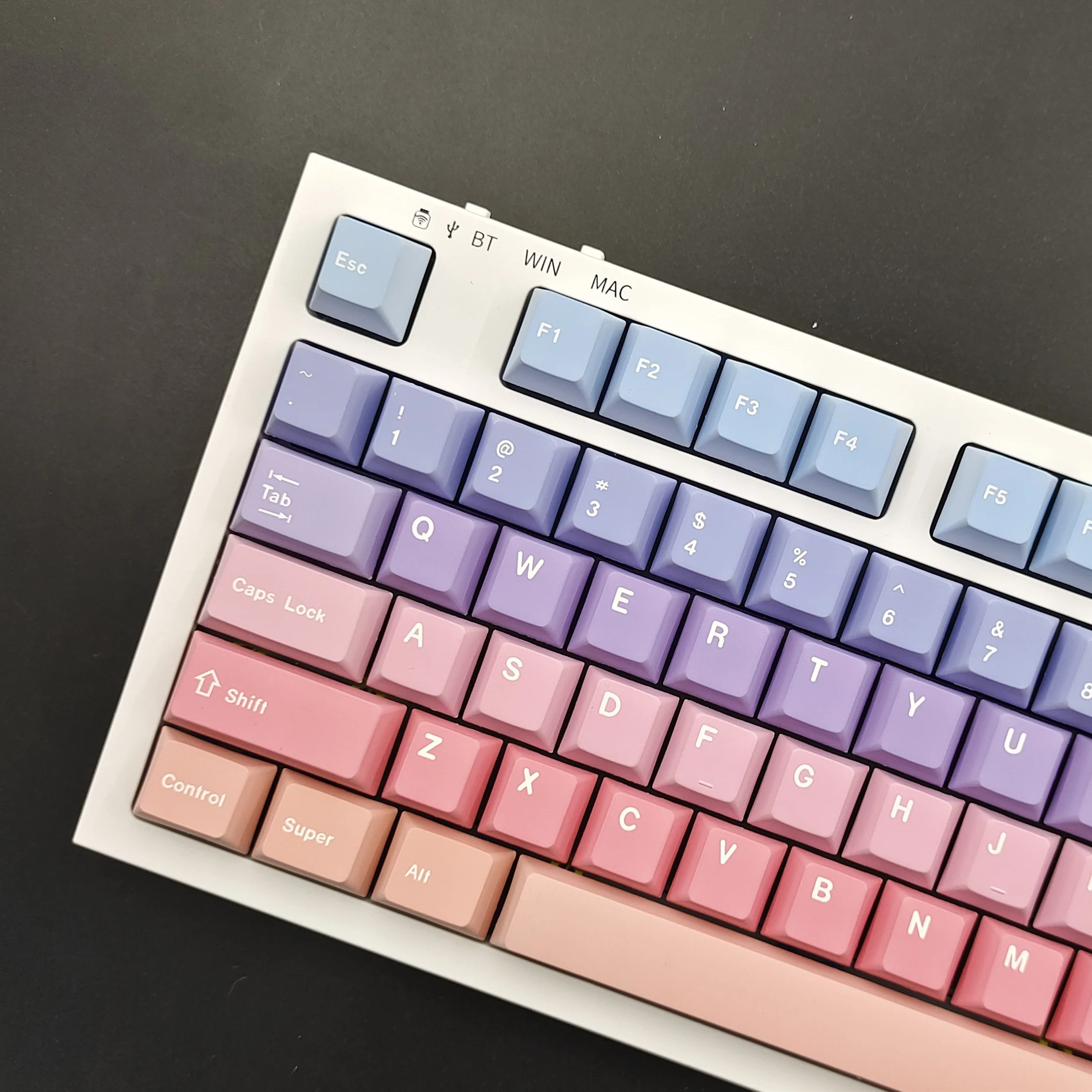 

Colorful Cloud Keycap Gradient Color Five-sided PBT Sublimation Key Cap Mechanical Keyboard Cap Cherry Profile ANSI US Layout