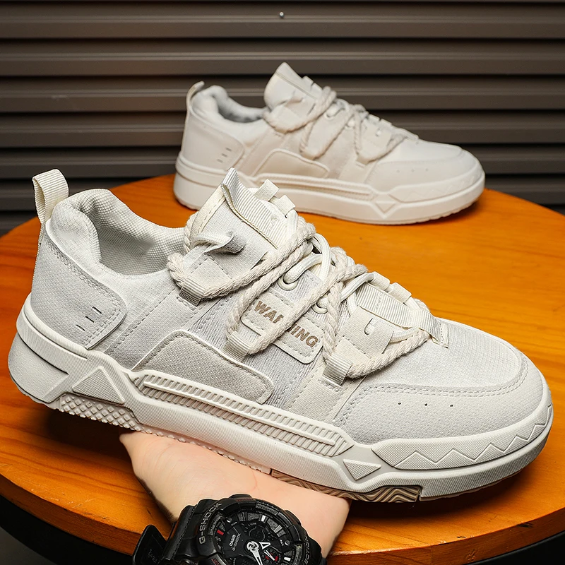 

New Men Skateboarding Shoes Canvas Comfortable Thick Bottom Platform Shoes Men Casual Vulcanized Shoes Sneakers Student Shoes
