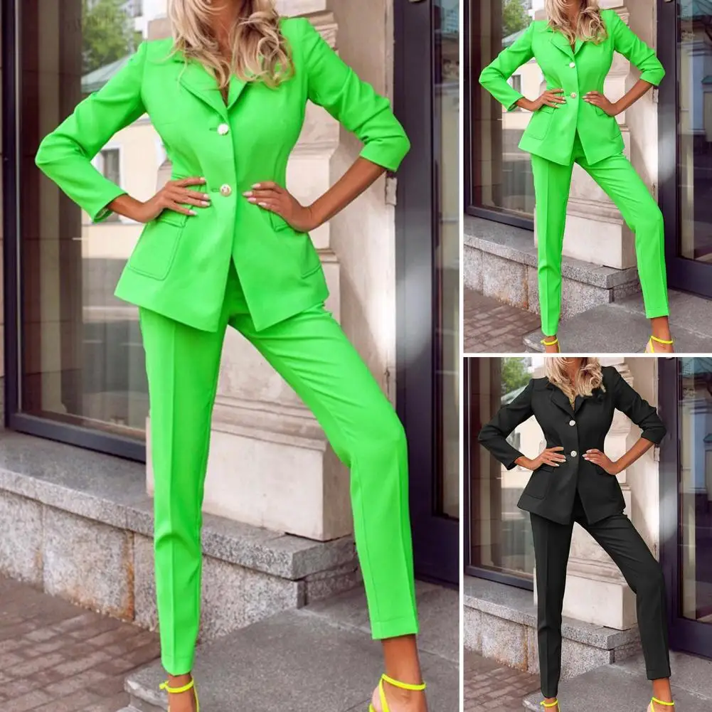 https://ae01.alicdn.com/kf/S6b642dc2d8c347e6b7a44ecccd9de9191/Petit-blazer-Double-boutonnage-pour-femmes-costume-2-tartes-l-gant-Business-costume-pour-dames-veste.jpg