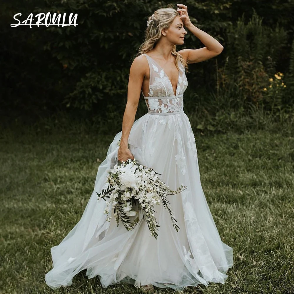 Bohemian V-neck Appliques Wedding Dress Backless Lace Tulle A-line Bride Gown Tank Sleeve Backless Sexy Bridal Wedding Gown