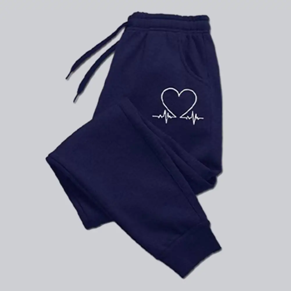 

These men's trousers feature an elastic waistband and drawstring for a comfortable waist.