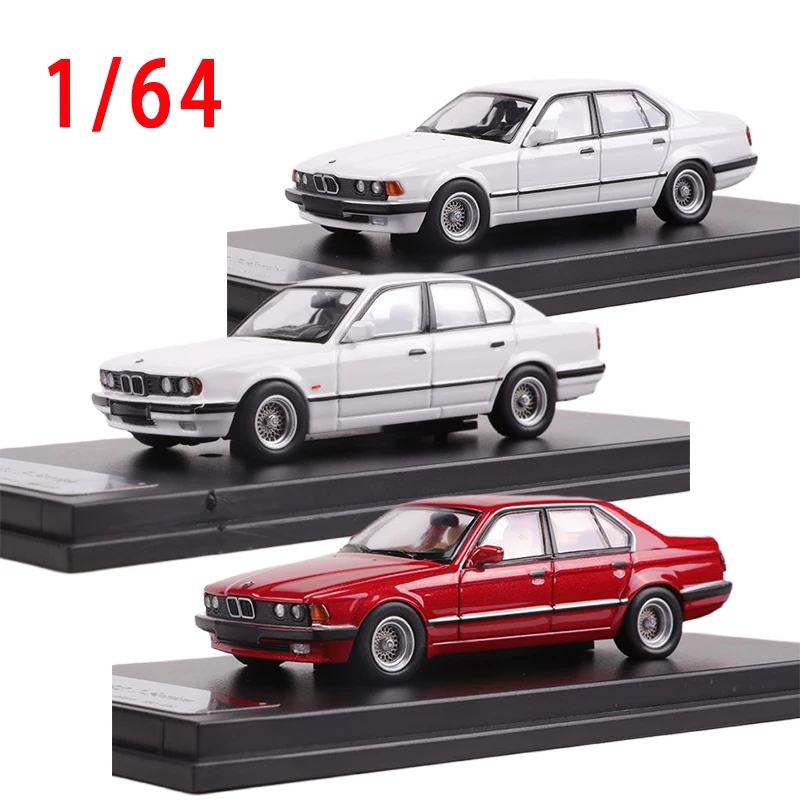 BMW 7Series ミニカー 予約 DCM 1/64 BMW E32 7シリーズ セダン Alpina Blue, Boost