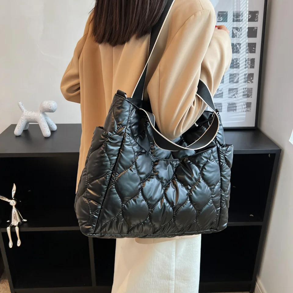 

Winter Quilted Lattice Pattern Space Pad Cotton Shoulder Bag for Women Large Capacity Feather Down Tote WaterProof Travel Bag
