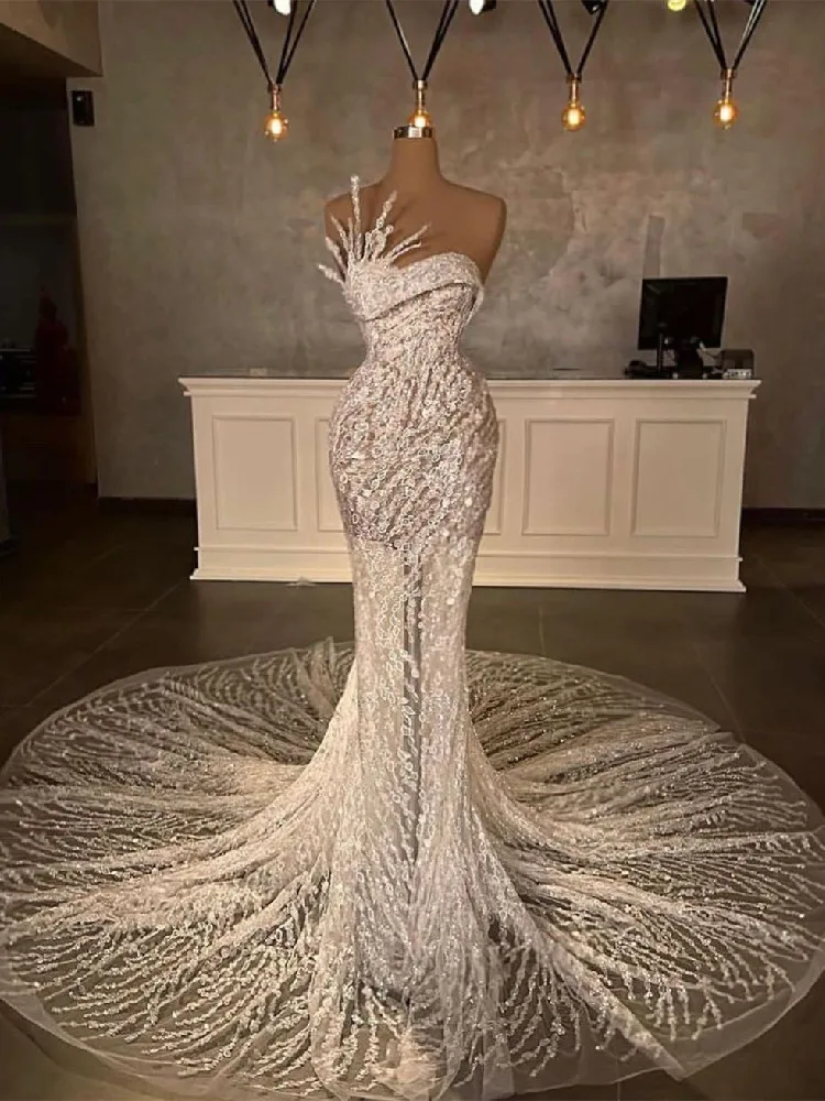 Sexy Evening Dresses Bateau Sleeveless Strapless Sequins Appliques Beaded 3D Lace Hollow Luxury Prom Dresses Formal Custom Made