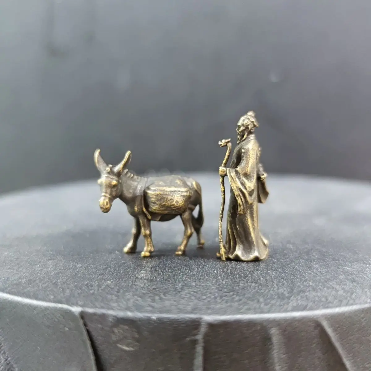 Pure Brass Travel Four Seas Old Man Huatuo Donkey Miniature Model Sandpan Fish Tank Landscaping Pieces Micro Shot Small Doll ornament crafts miniature ornament
