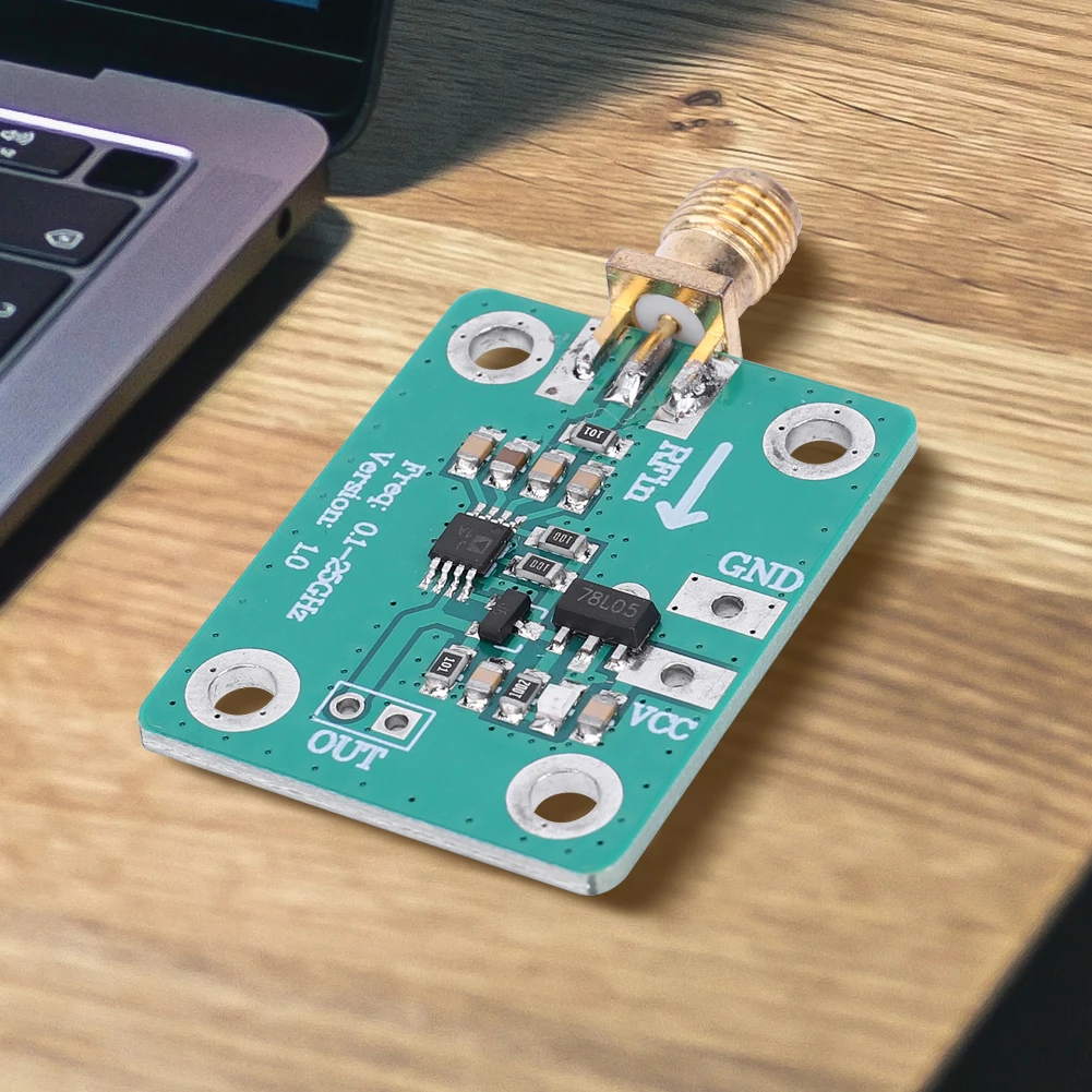 Enhanced RF Signal Power Meter with Logarithmic Detection (0.1-2.5GHz)
