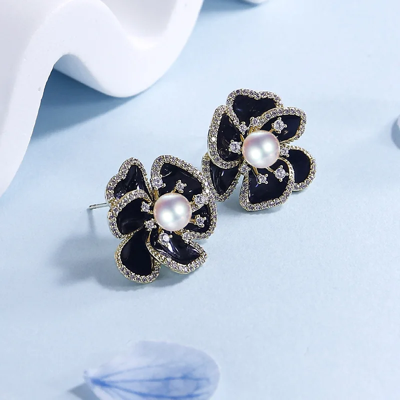 

Camellia серьги с цветком и жемчугом, Женский нишевой дизайн, Женская роскошь, высококачественные серьги с цветами, серьги для женщин