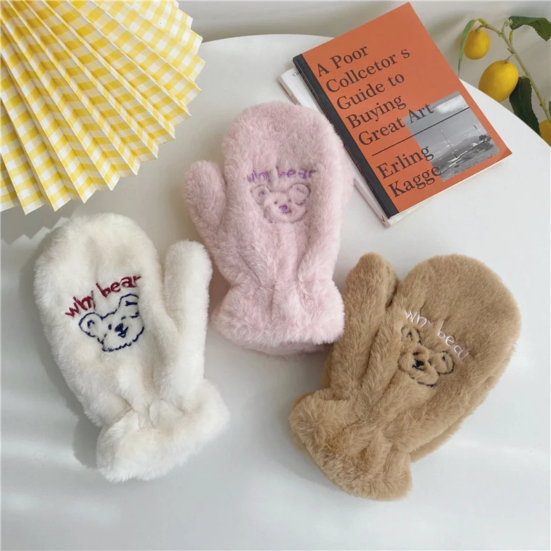 Рисунок 6 - Зимние ветрозащитные варежки из