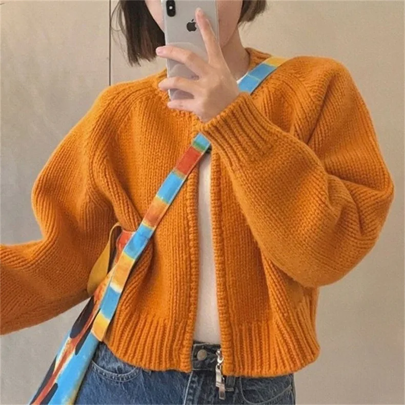

TRAF Solid Knitted Cardigan Women Sweet Zipper Cropped Sweaters Korean Vintage Casual Knitwear Coat Loose Short Jumpers Jackets