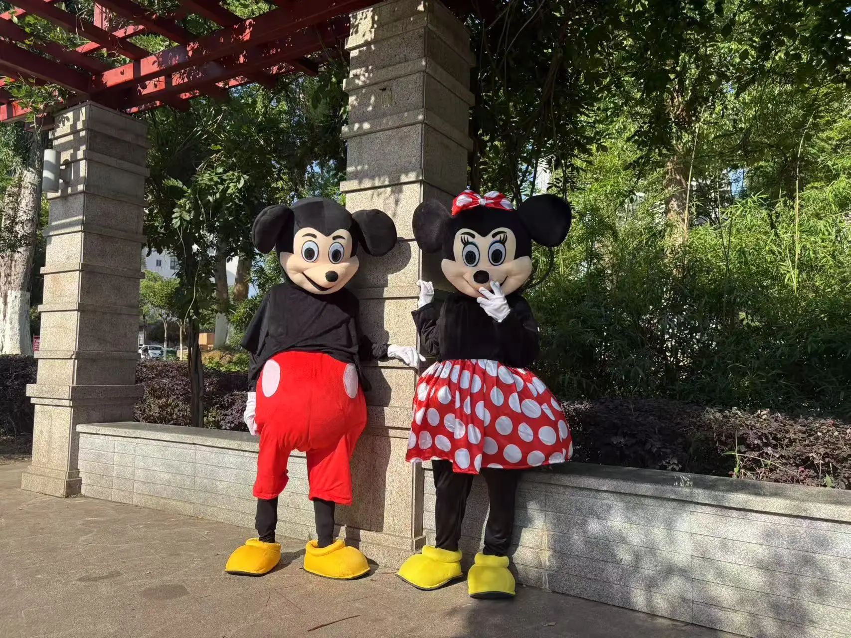 Cosplay Mouse Boy Mickey and Mouse Girl Minnie Cartoon character ...