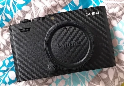 Pellicola Protettiva Adesiva In Fibra Di Carbonio Fai-Da-Te Per Fuji Fujifilm Xe4 X-E4 Xe4 Fotocamera Corpo Pelle Anti-Corrosione Antigraffio Cover Up