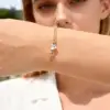 Bracelet en acier inoxydable en forme de cœur et de Zircon pour femmes et hommes, ensemble de bijoux imperméable Simple de couleur or, cadeau pour Couple amoureux, 2 pièces