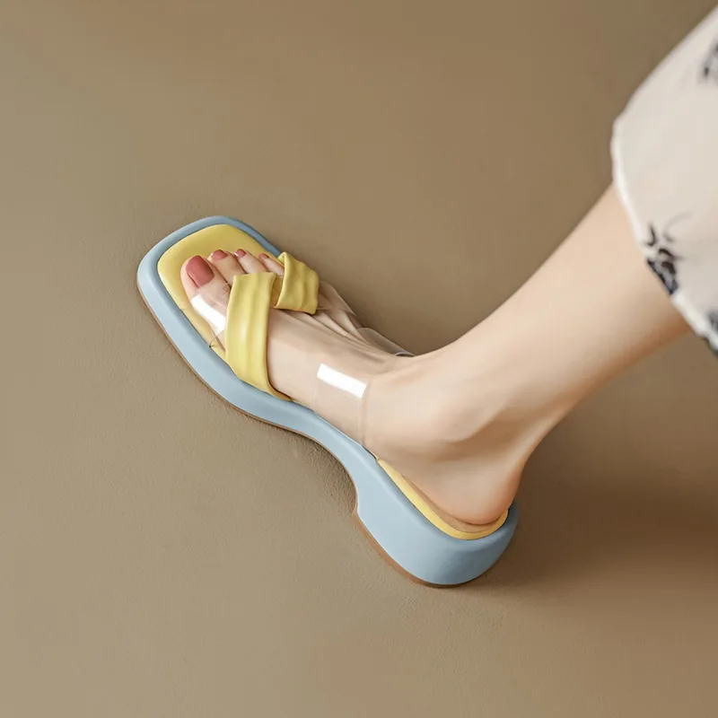 

Women's Slippers for Summer Wear 2023 New Thick Sole Sloping Heel Fashion Casual Beach Sandals for Summer Women's Sandals