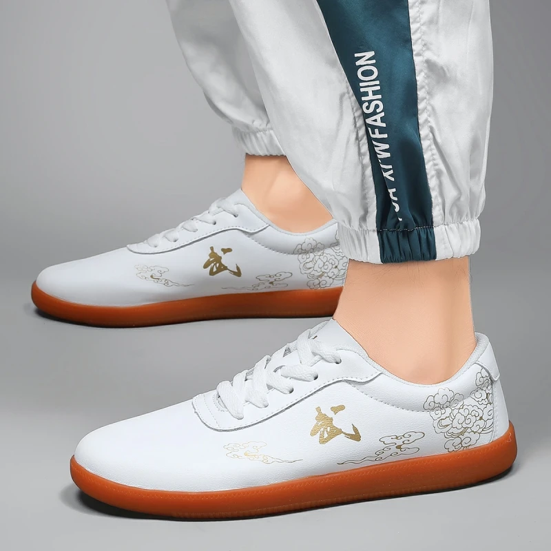 Chinese Traditional Men's and Women's Kung Fu Tai Chi Shoes Taekwondo Wearable Wushu Sports Shoes Wushu Competition Specia