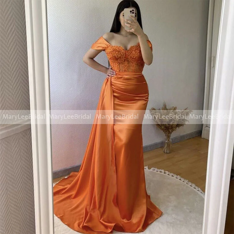 

Orange Satin Prom Dresses Sweetheart Off the Shoulder Illusion Lace Applique Long Ribbon Ruched Evening Gowns Mermaid Prom Dress