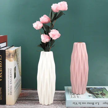 White Imitation Ceramic Vase 4