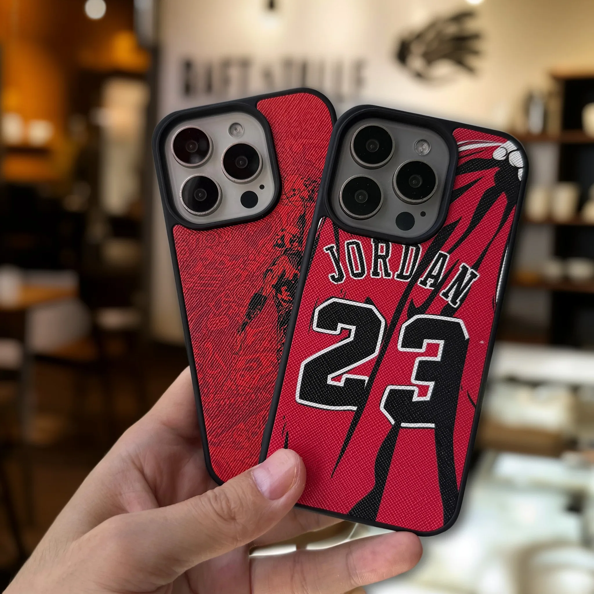 Sportliche Basketball-Handyhülle für iPhone 17 16 15 14 Plus 13 12 11 Pro Max – Luxuriöse Leder-Jersey-Hülle