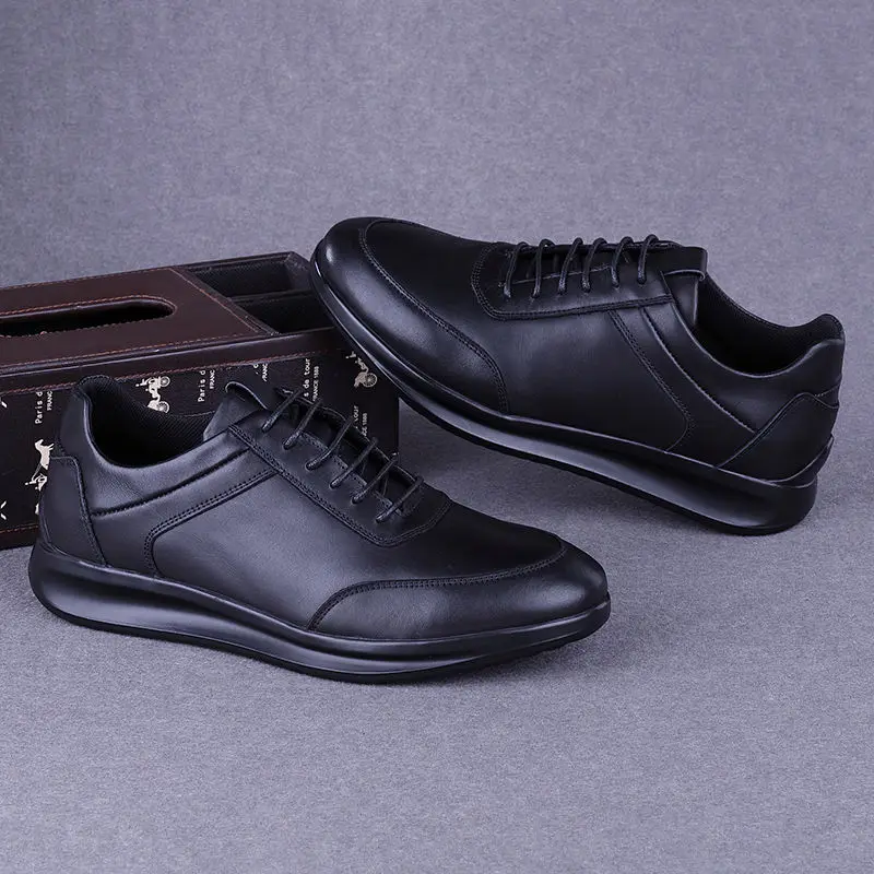 Genuine Leather Shoes Men Leisure Cowhide Walking Luxury Original Formal Business Sneakers Ultra Light Moccasins Leathershoes
