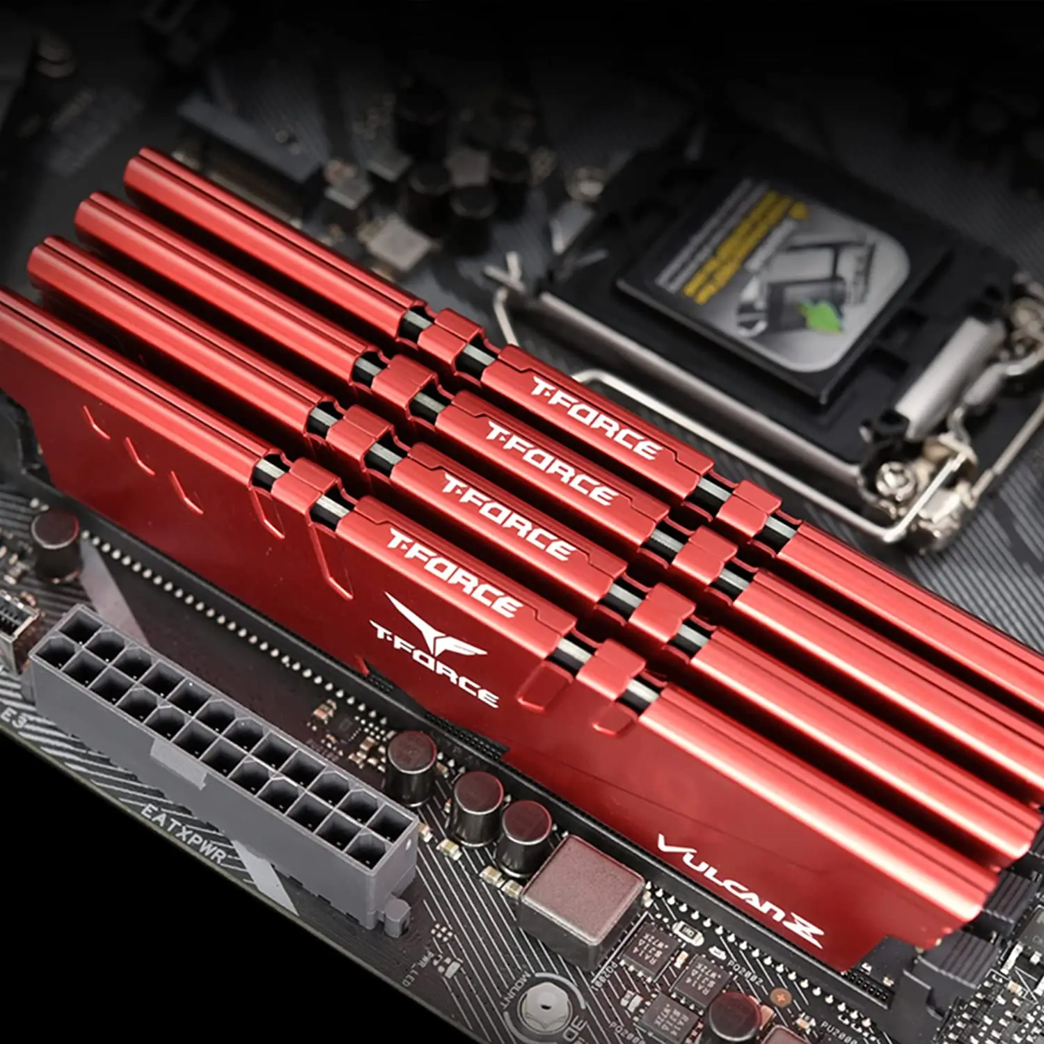 Barrette Mémoire Team Group 32 Go DDR4 / 3200 Mhz