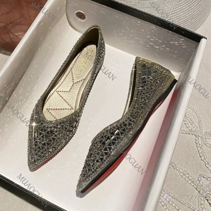 Women's Pointed Toe Chunky Heel Pumps With Rhinestones And Beads_voghion.com