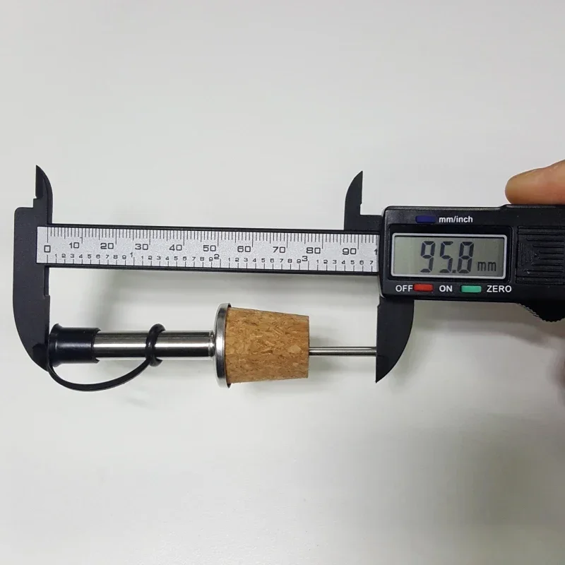 3 Pcs Bottle Stopper Red Wine Pourer with Cap Oil Champagne Bottle Wood Plug Black Lid Pourers Party Supplies Bar Accessories