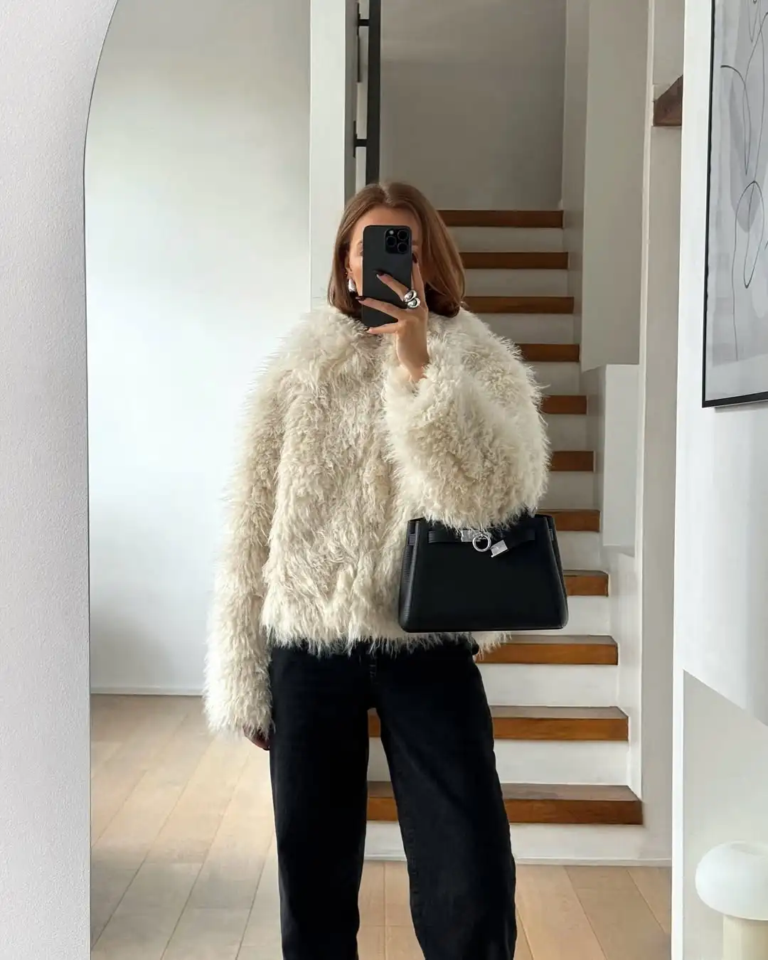 Fashion V-Neck Loose Cardigan Overcoat For Women Long Sleeve Patchwork Faux Fur High Street Clothes Female Winter Coat New